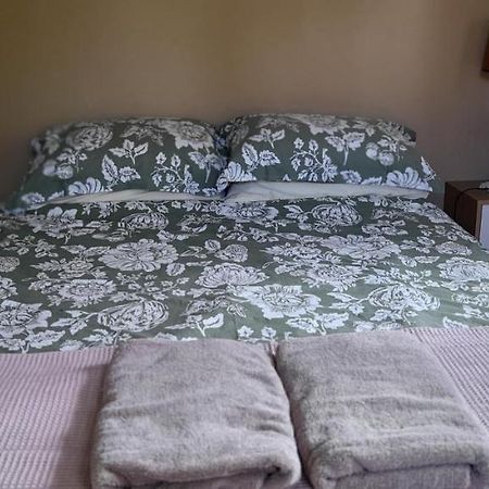 טאומרנוי Earthsounds Country Cottage מראה חיצוני תמונה